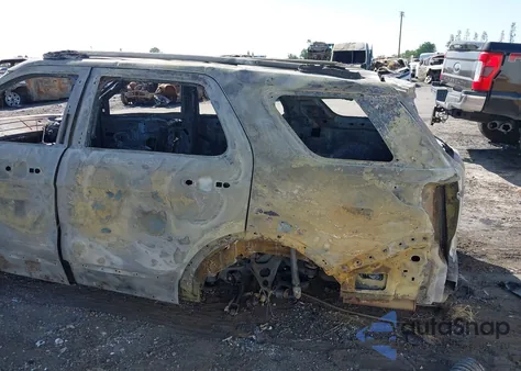 2014 Ford Explorer z USA, uszkodzony, nr VIN 1FM5K7B80EGB18877